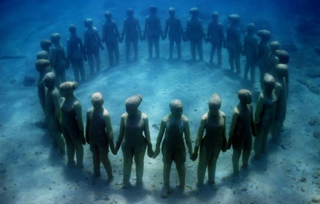 Grenada Underwater Sculpture Park figures